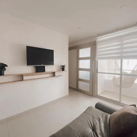 Lovely 2 Bedroom With Pool And Gym Apartment Cartagena