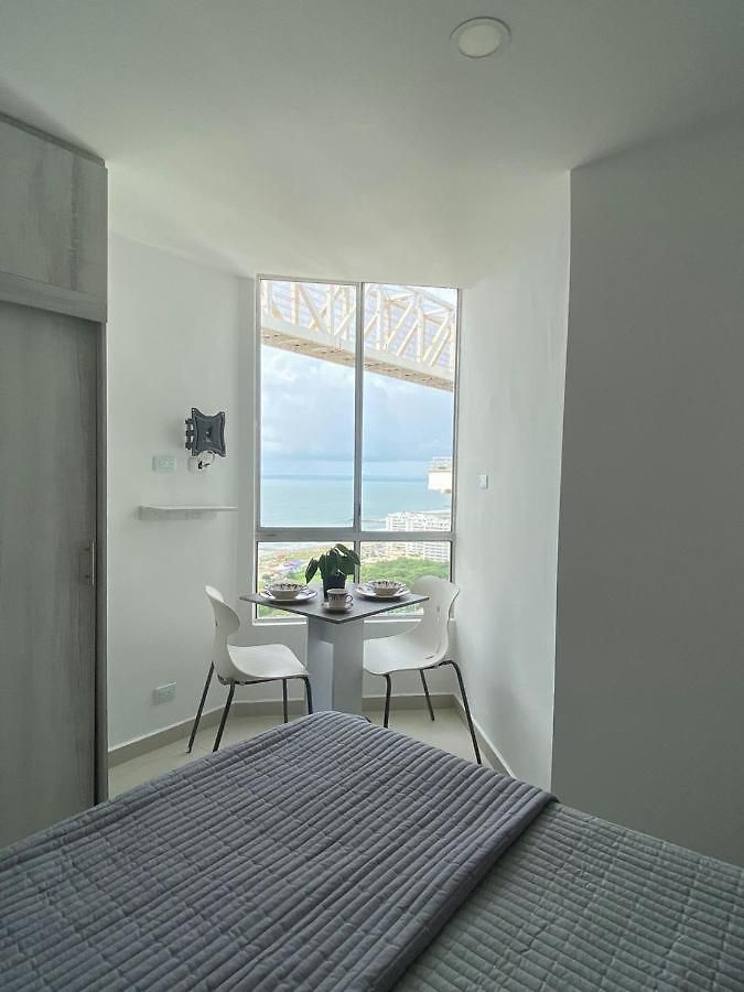Lovely 2 Bedroom With Pool And Gym Apartamento Cartagena
