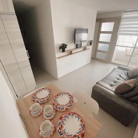 Lovely 2 Bedroom With Pool And Gym Cartagena